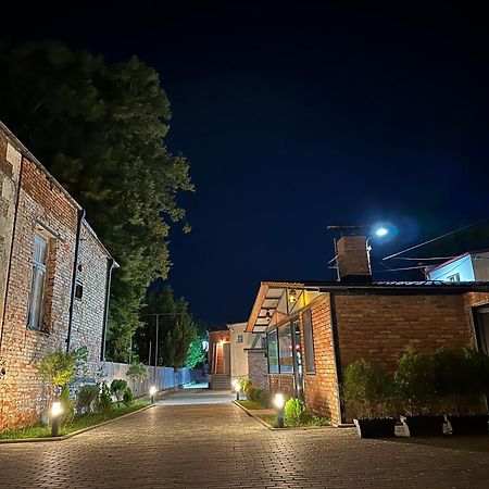 Hotel Ticiani 15 Kutaisi Exterior foto
