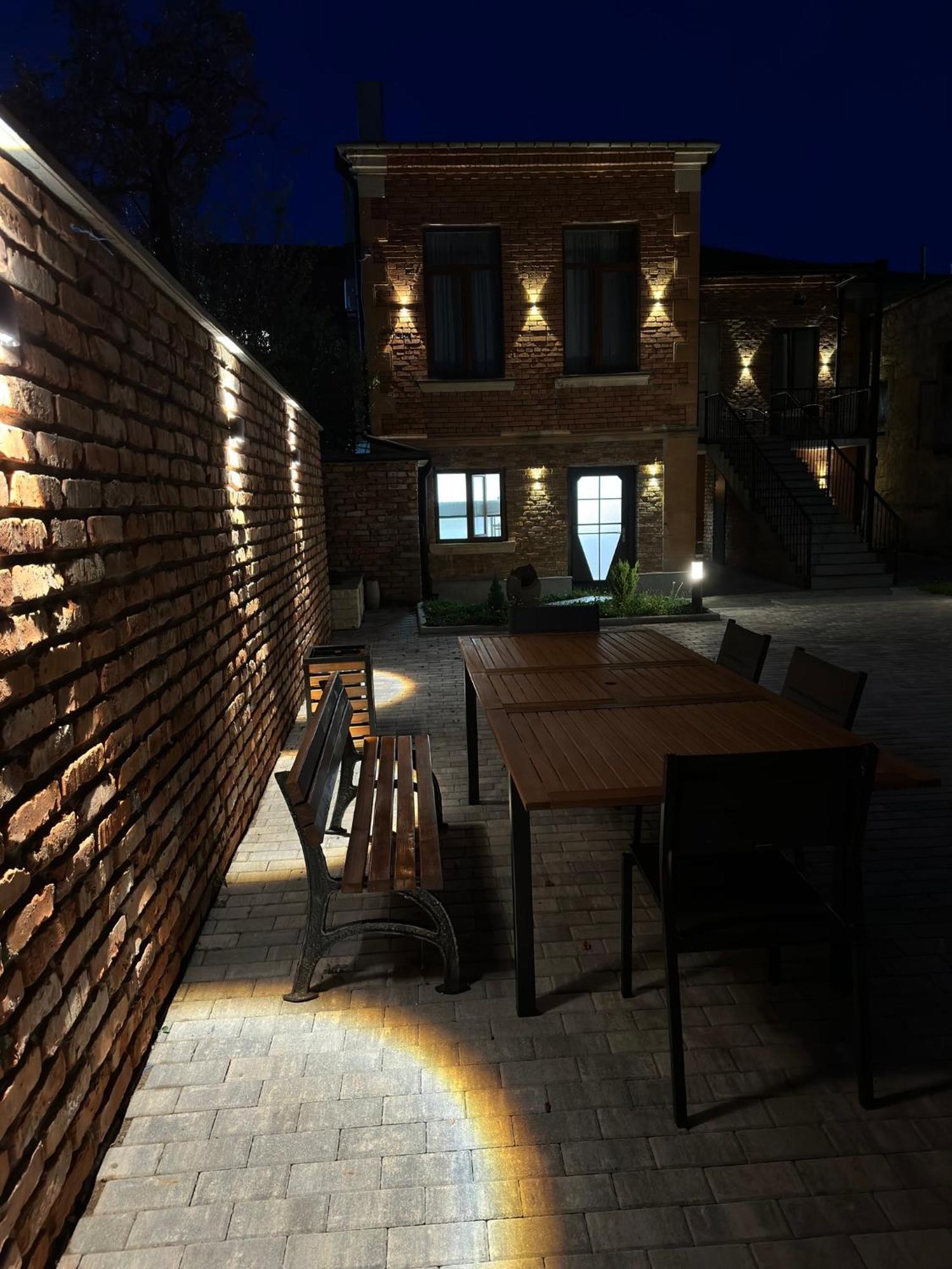 Hotel Ticiani 15 Kutaisi Exterior foto